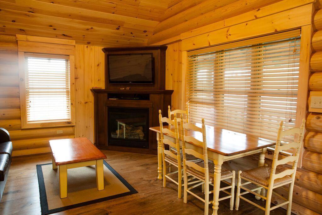 Lake Parlin Lodge & Cabins West Forks Eksteriør billede