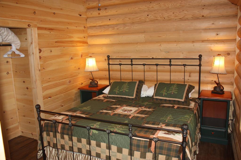 Lake Parlin Lodge & Cabins West Forks Værelse billede